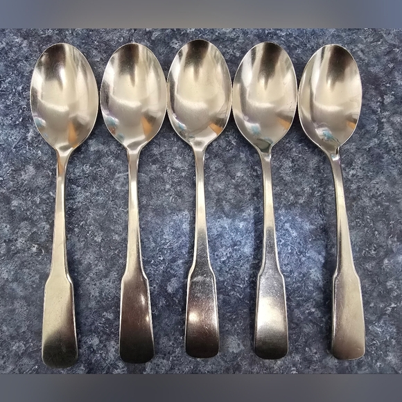 5 International Deluxe LIBERTY Stainless Place / Oval Soup Spoons 1847 Rogers - Picture 1 of 9